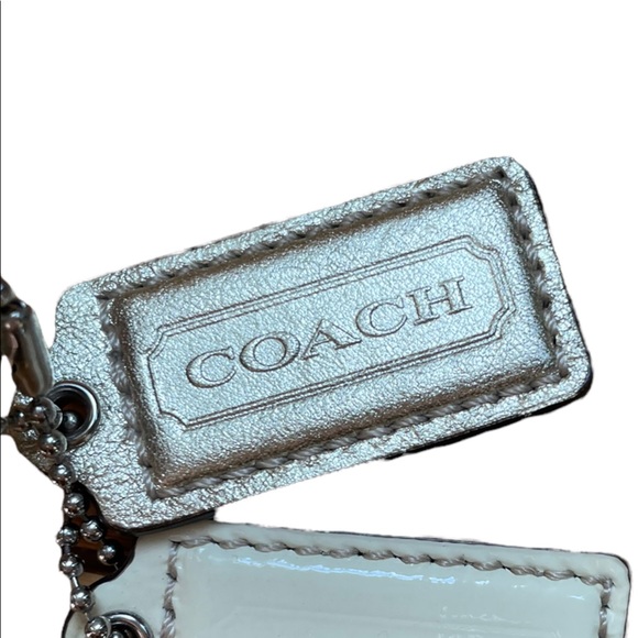Summer fun! Coach hobo shoulder bag! - Picture 3 of 5